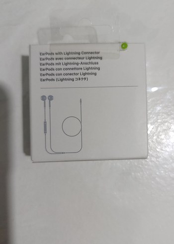 Apple EarPods Lightning Konnektörlü Kulaklık - Görsel 2