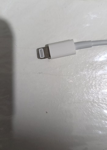 Gri USB-C'den Lightning'e Telefon Şarj Kablosu - Görsel 3