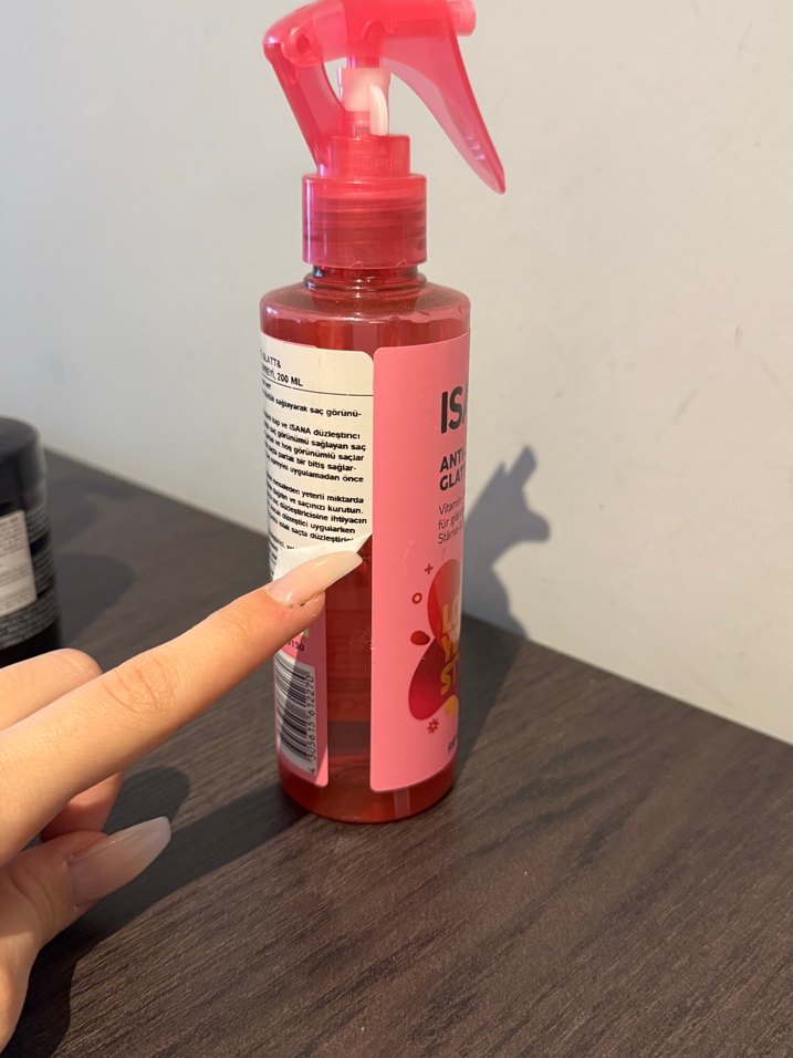 ISANA Anti-Frizz Saç Spreyi - Görsel 5