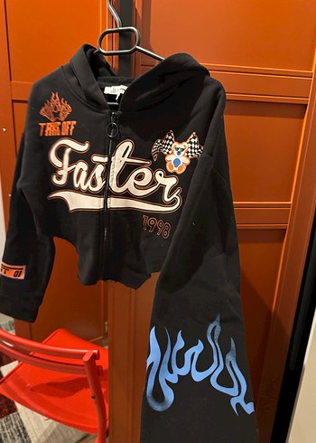 Kadın Siyah Kapüşonlu Fermuarlı Sweatshirt - Görsel 4