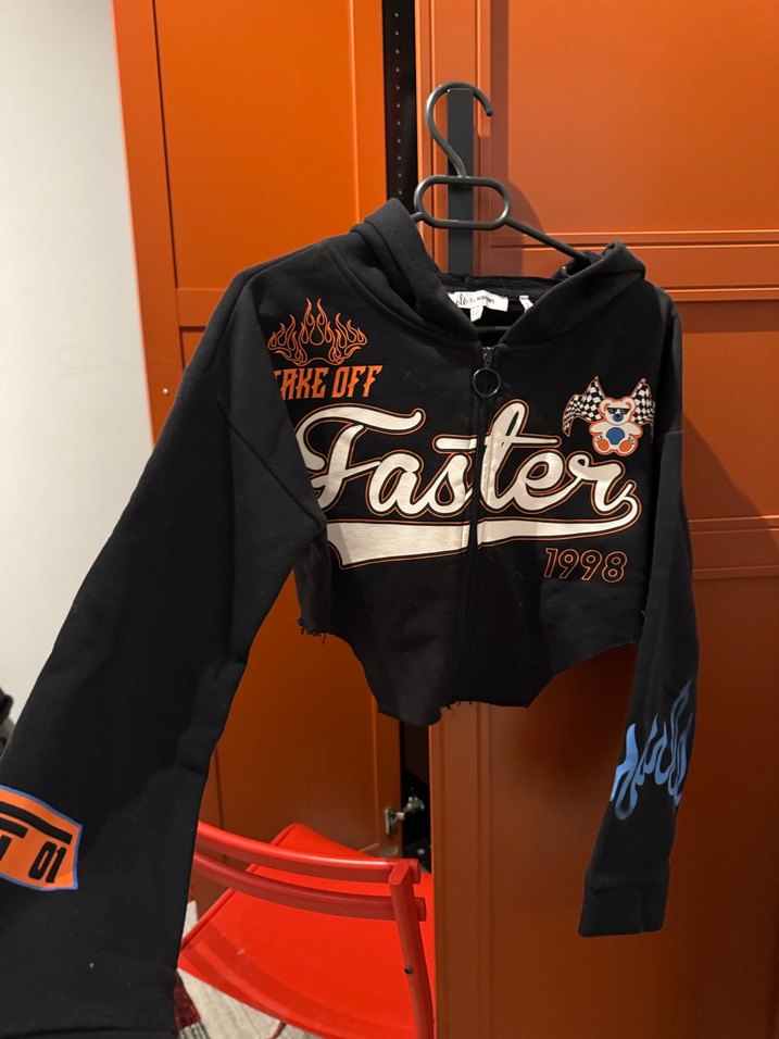 Kadın Siyah Kapüşonlu Fermuarlı Sweatshirt - Görsel 2