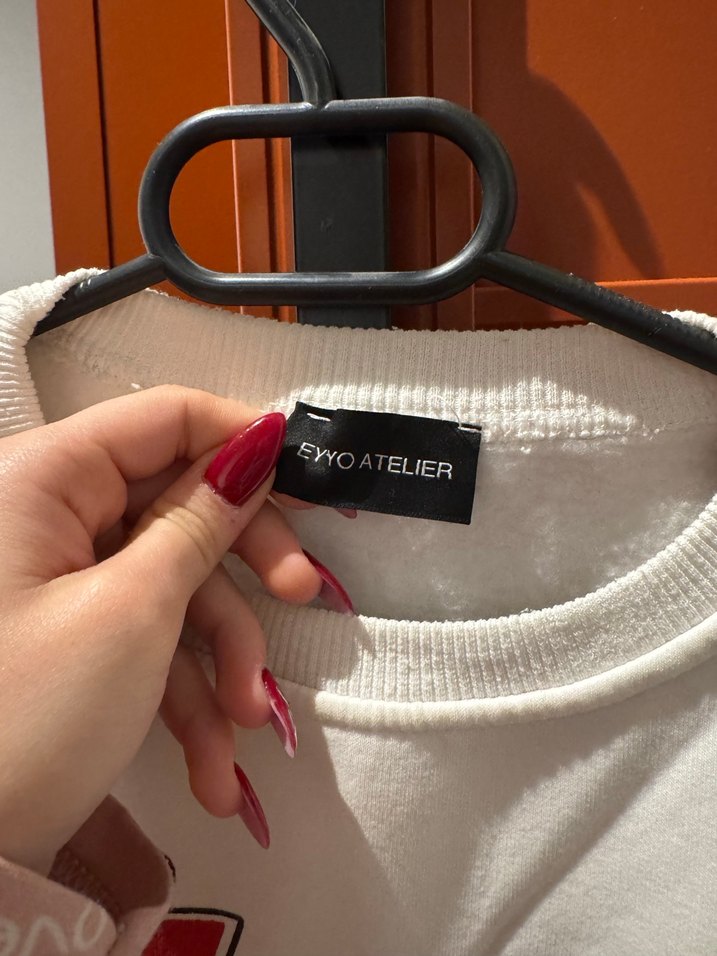 Beyaz Kadın Baskılı Sweatshirt - Görsel 4