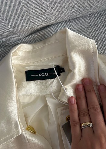 Diğer Düğmeli Beyaz Saten Mini Blazer