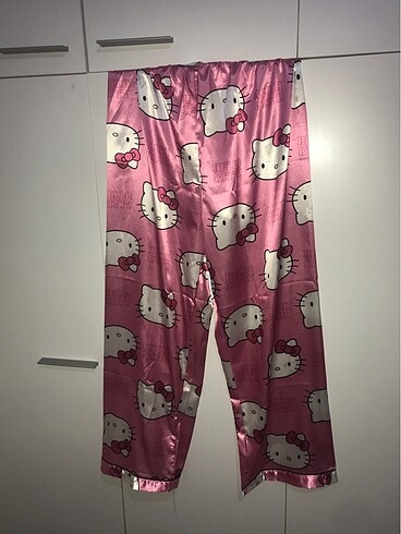 Hellokıttıy saten pijama takımı