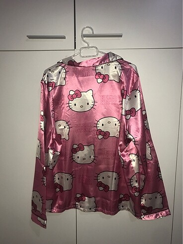 xl Beden Hellokıttıy saten pijama takımı