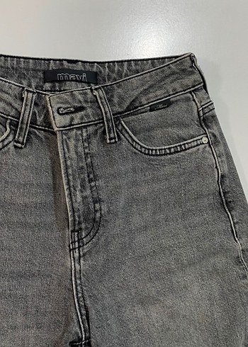 Gri Kadın Normal Kesim Midi Kot Pantolon - Görsel 2