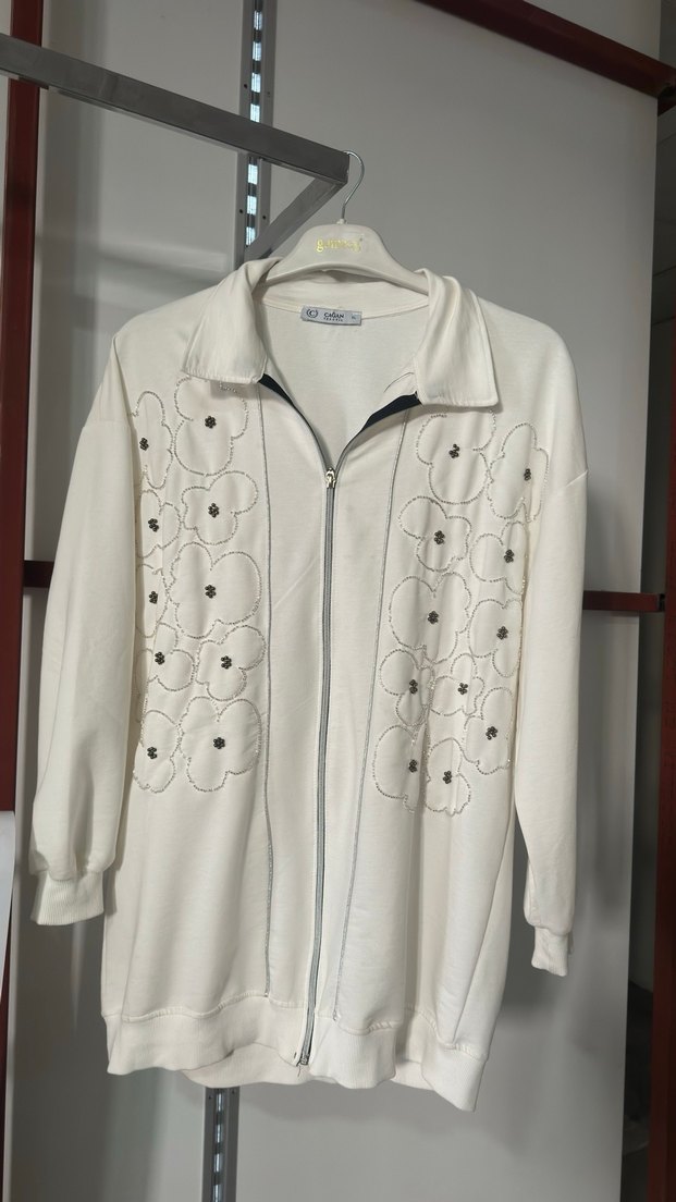 Nakışlı Beyaz Kadın Ceket taşlı - Görsel 4