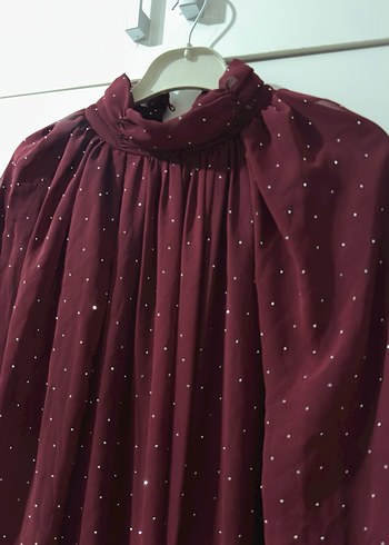 Kadın taşlı elbise - Görsel 3