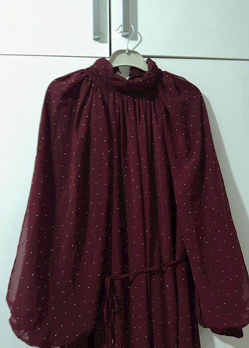 Kadın taşlı elbise - Görsel 4