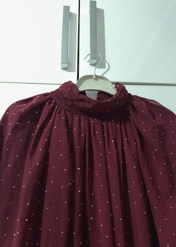 Kadın taşlı elbise - Görsel 2