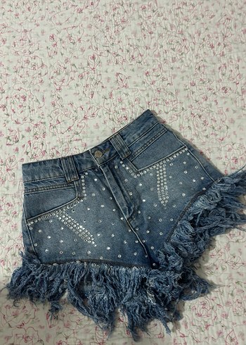 Payet Detaylı Kadın Kot Şort taşlı - Görsel 2