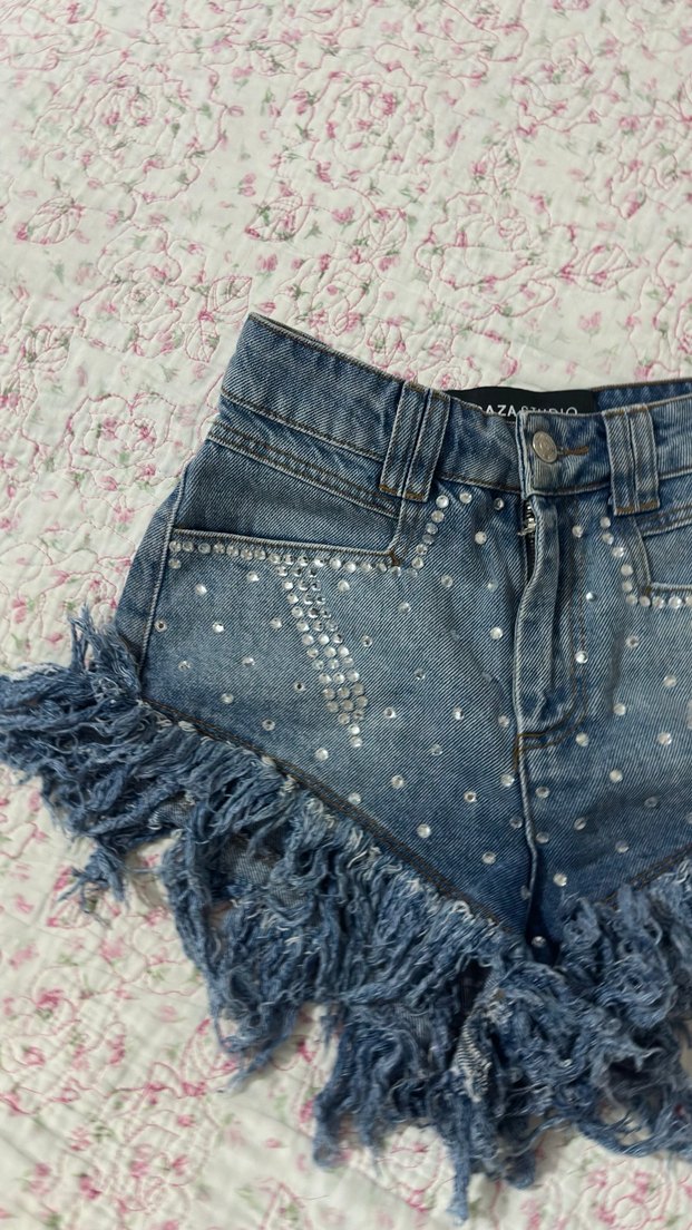 Payet Detaylı Kadın Kot Şort taşlı - Görsel 4