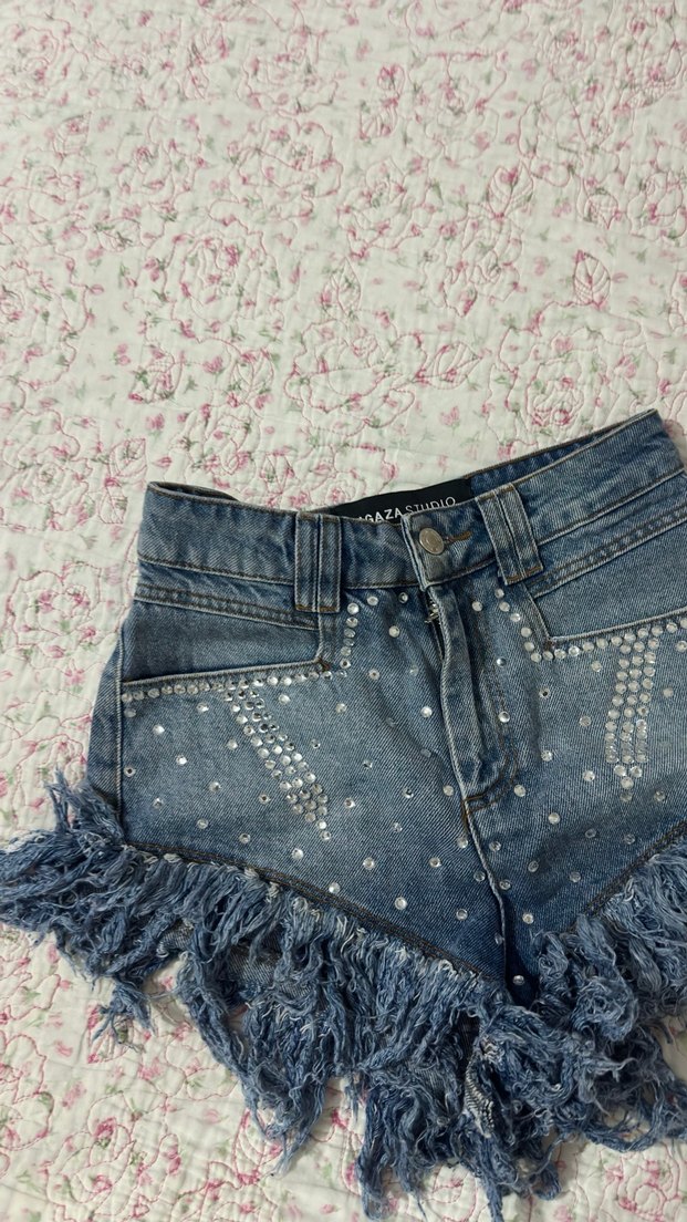 Payet Detaylı Kadın Kot Şort taşlı - Görsel 3