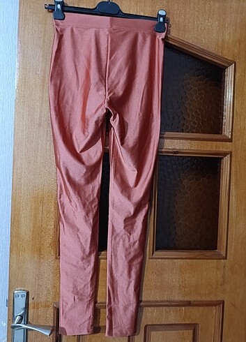 Stradivarius parlak kumaş tayt - Görsel 2