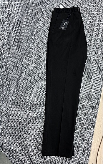 ERKEK KUMAŞ PANTOLON ETİKETLİ YENİ