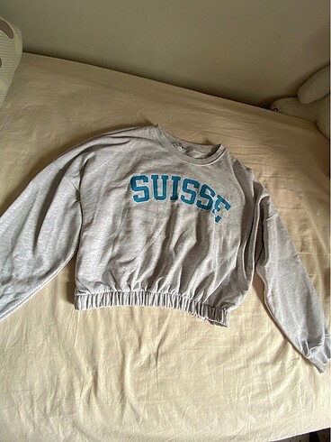 Sweatshirt