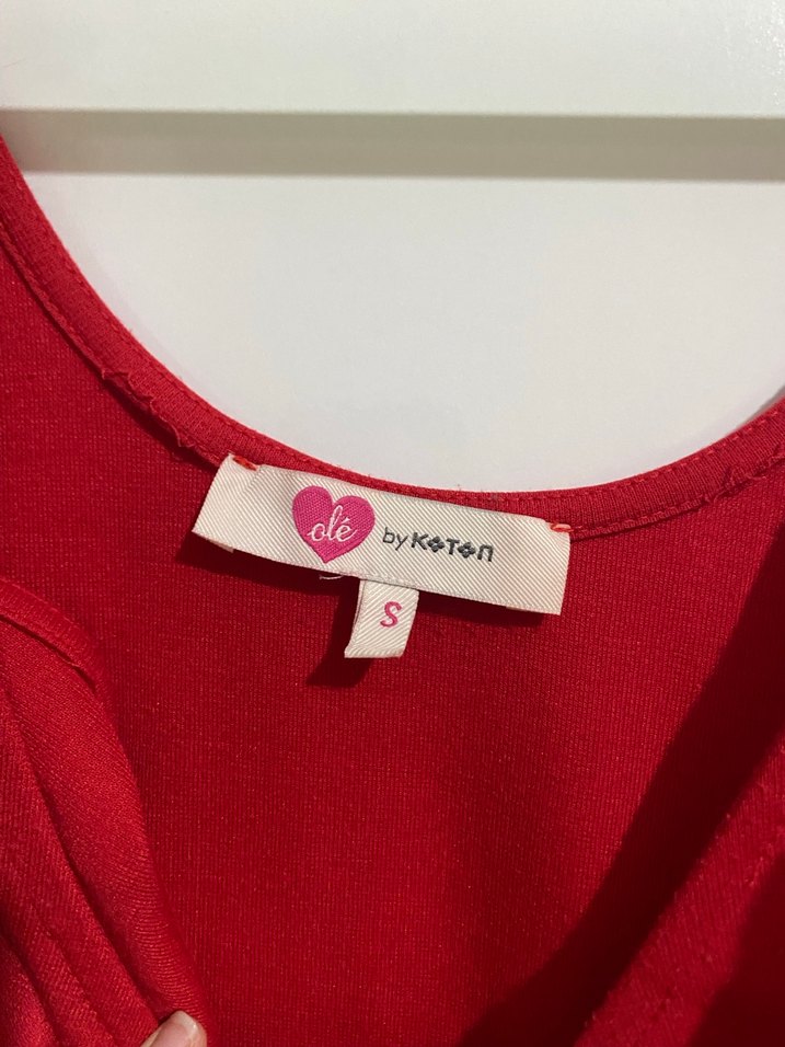 Kırmızı V Yakalı Kolsuz Midi Elbise - Görsel 2