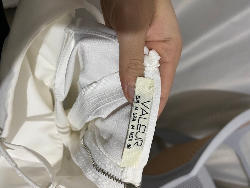 Beyaz Askılı Midi Kadın Elbise - Görsel 3