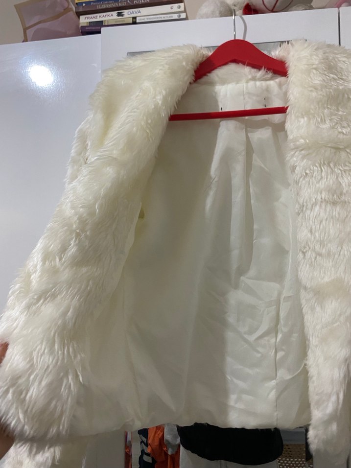 Beyaz Kadın Suni Kürk Midi Ceket - Görsel 3