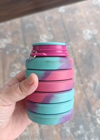 Pastel Renkli Katlanabilir Silikon Matara - Görsel 2