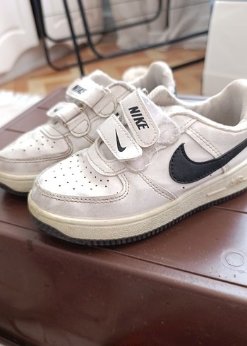 Nike Erkek Çocuk Beyaz Spor Ayakkabı