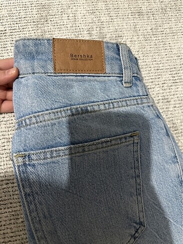 xs Beden Bershka jean