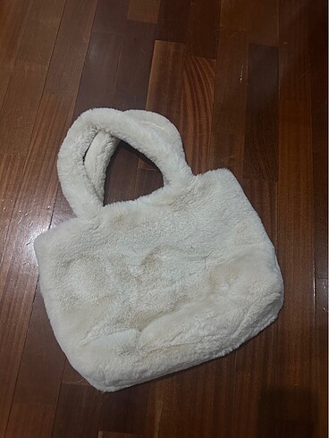 Bershka Peluş çanta
