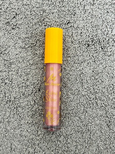 Mon Amour Lip Gloss 01