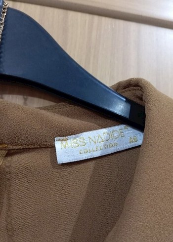 Bej Uzun Kollu Düğmeli Kadın Tunik - Görsel 2