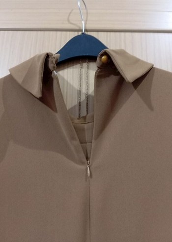 Bej Uzun Kollu Düğmeli Kadın Tunik - Görsel 4