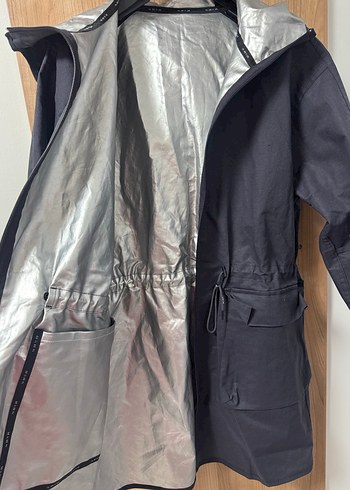 Gri Metalik Midi Boy Kadın Yağmurluk - Görsel 4