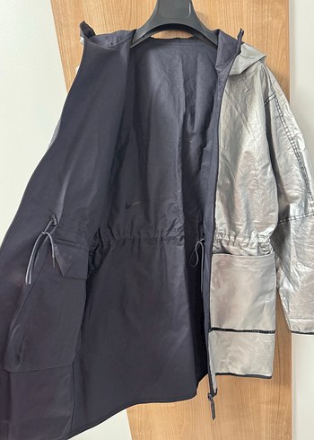 Gri Metalik Midi Boy Kadın Yağmurluk - Görsel 3