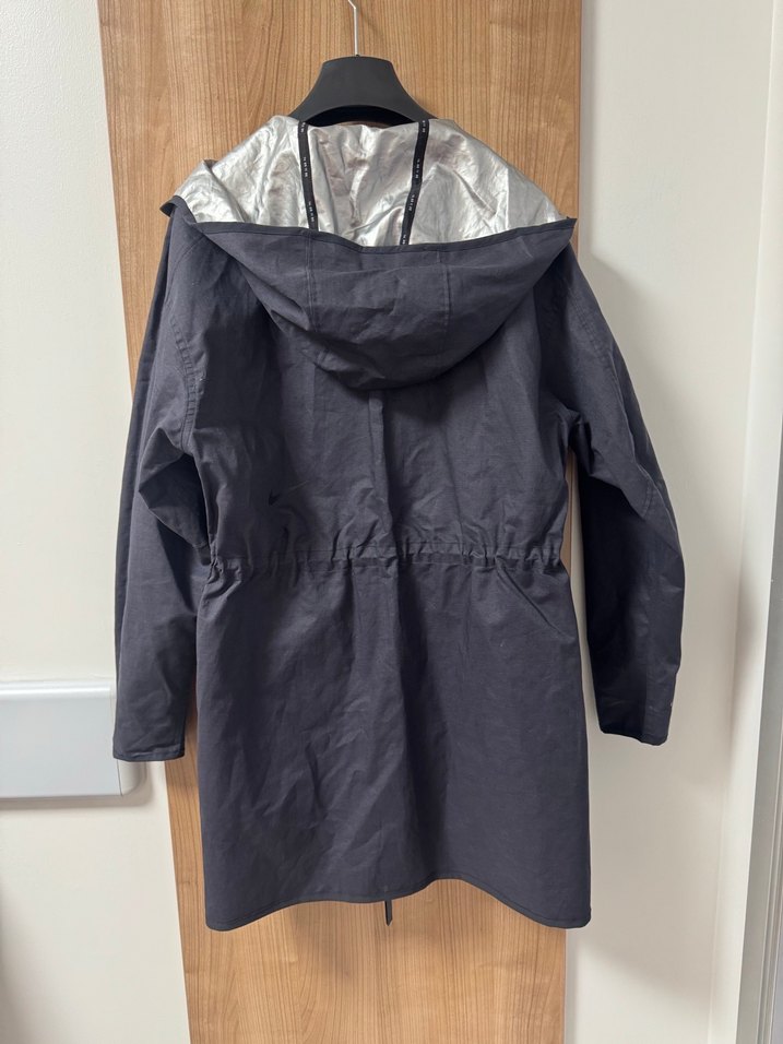 Gri Metalik Midi Boy Kadın Yağmurluk - Görsel 5