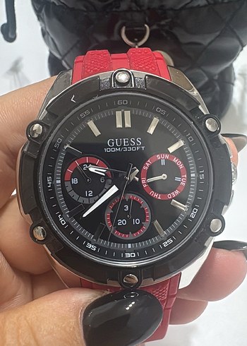 GUESS unisex Biker Stil Kırmızı Saat - Görsel 2