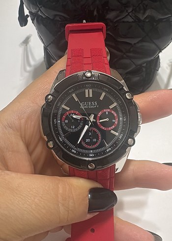 GUESS unisex Biker Stil Kırmızı Saat - Görsel 4