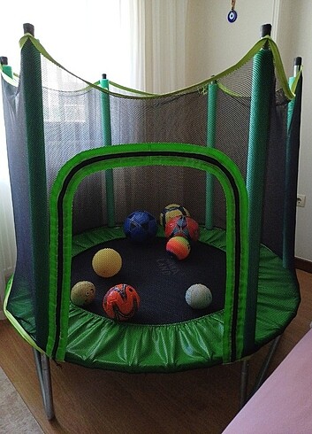 Beden Renk Ev tipi Trambolin