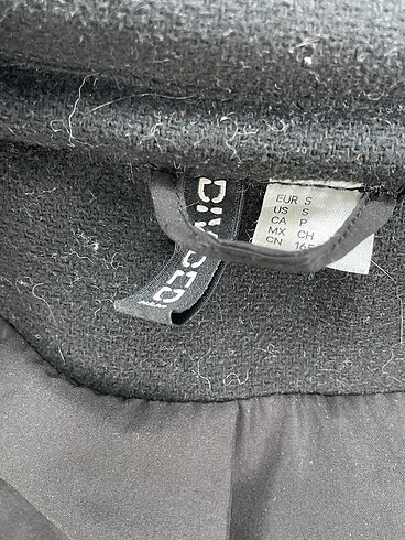 s Beden siyah Renk H&M Kaban %70 İndirimli.