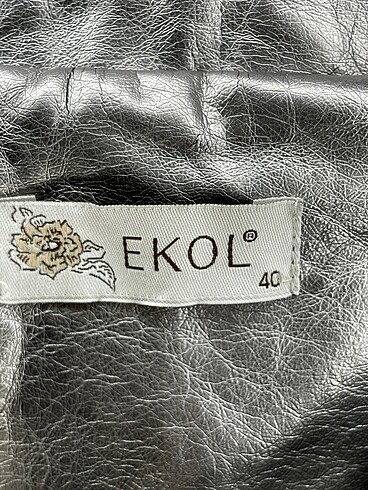 40 Beden gri Renk Ekol Kaban %70 İndirimli.