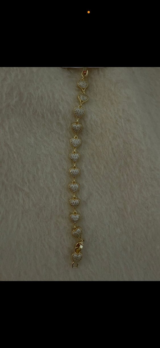 Altın Renkli Parlak kalp Desenli Bilezik - Görsel 2