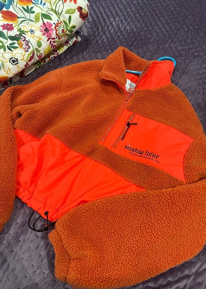 Bershka üst - Görsel 2