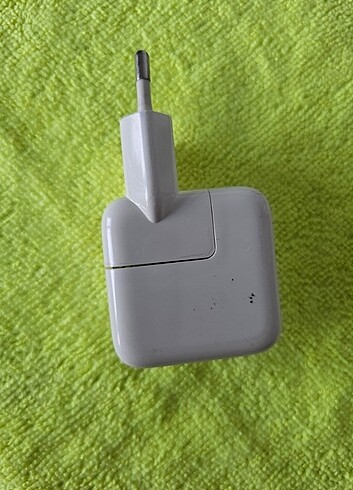 Apple APLLE IPHONE USB LI ŞARJ ADAPTÖRÜ