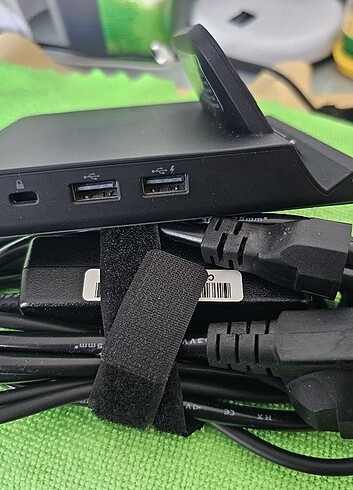 Beden Renk HP ELITE PAD MASAÜSTÜ İŞLEMCİ(Dock Station)