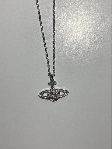  Beden Vivienne Westwood Kolye