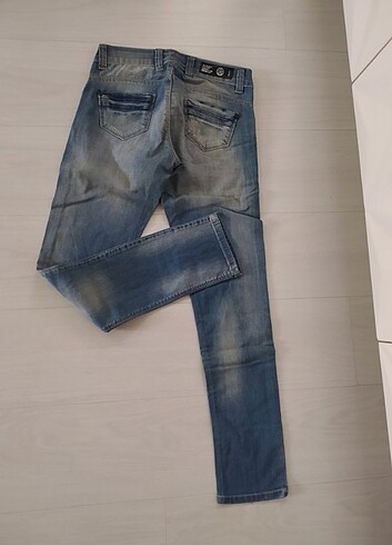 29 Beden Kullanılmamış jean