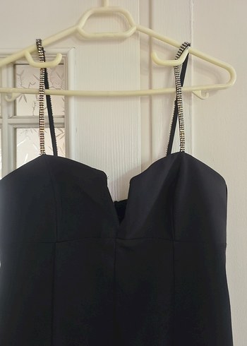 koton marka Siyah V Yakalı Uzun Askılı Kalem Elbise - Görsel 4