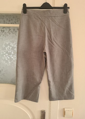 Düğmeli Bej Keten Kadın kısa  Kumaş Pantolon - Görsel 3