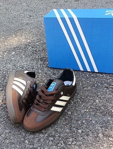 Adidas SAMBA