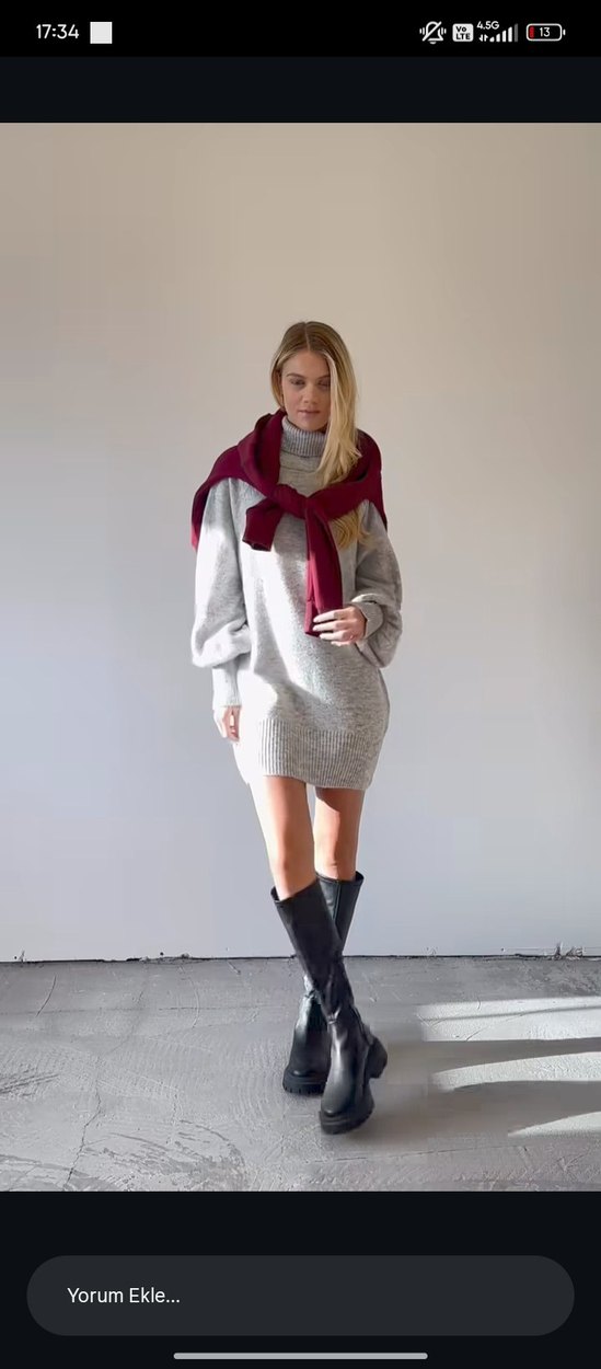 Gri Yüksek Yaka Triko Midi Elbise - Görsel 2