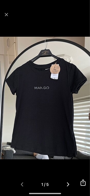 T- shirt