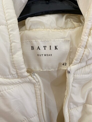 42 Beden Montt